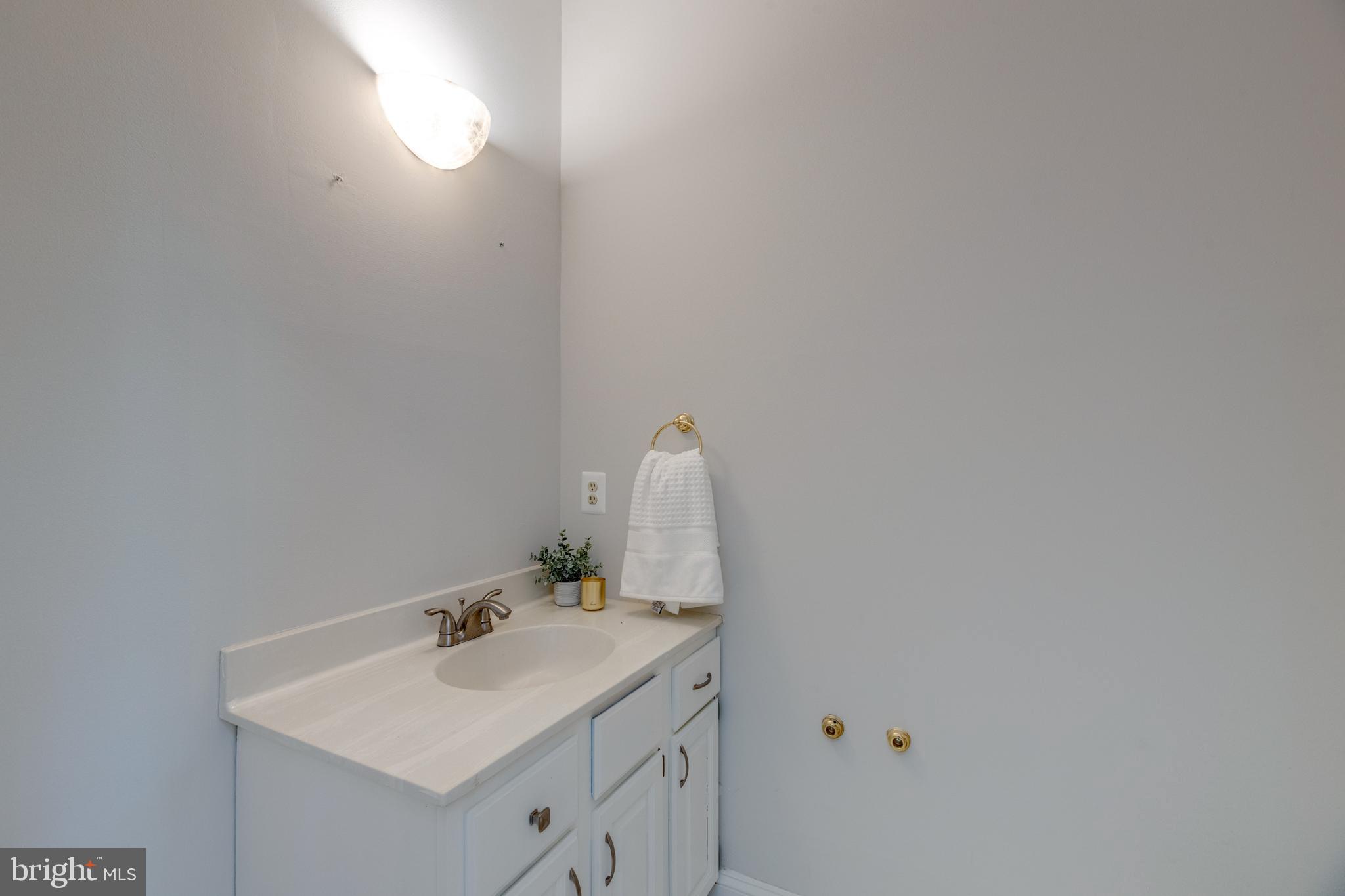12219 Henderson Road Clifton, VA 20124 - Photo 49 of 94