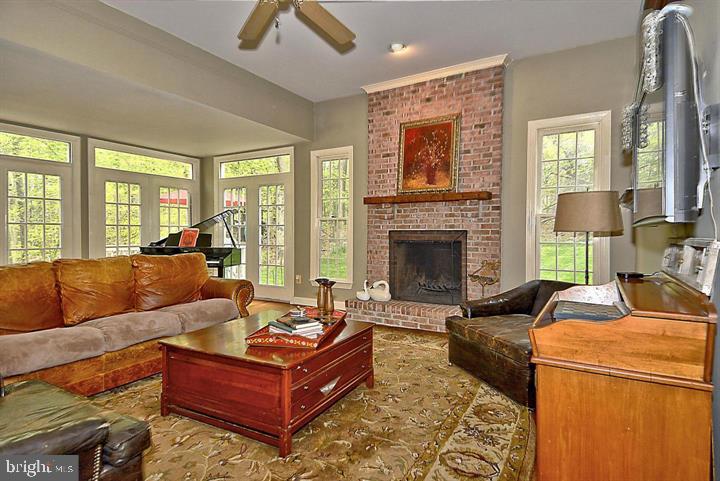 12219 Henderson Road Clifton, VA 20124 - Photo 51 of 94