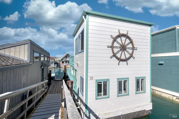 $825,000 | 35 West Pier, Mill Valley, CA 94941