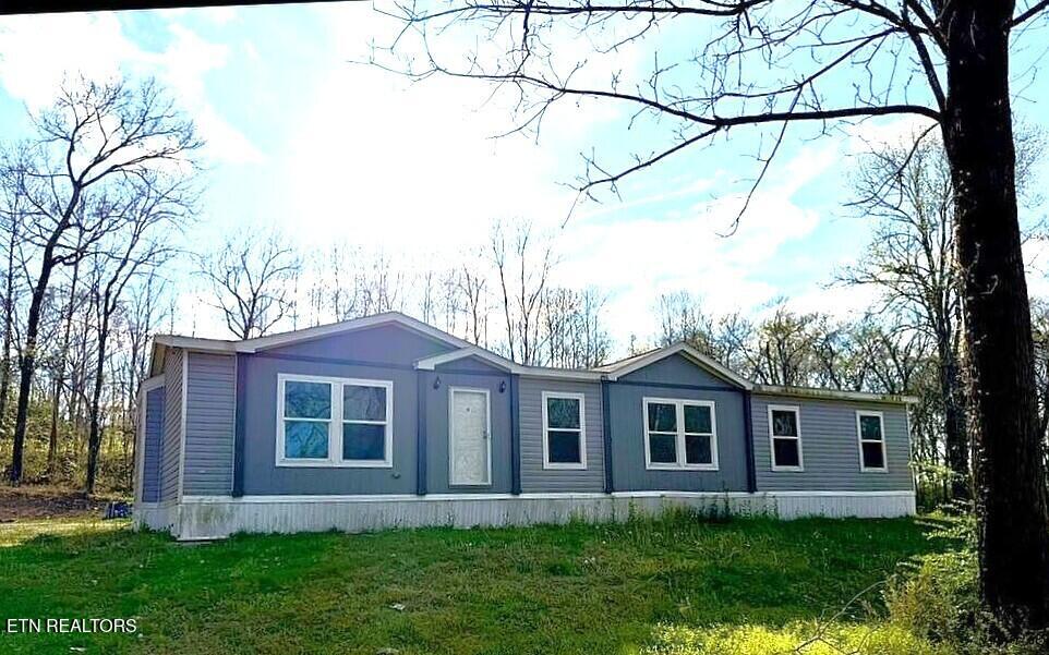 1329 Shady Lane Pulaski, TN 38478 - Photo 2 of 9 Picture2