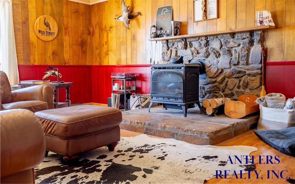 405 Warren Road Cody, WY 82414 - Photo 6 of 47 Gallery Image 6