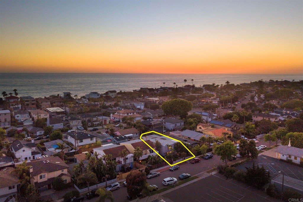 an aerial view of multiple house
