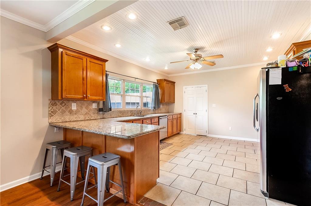 62081 Pools Bluf Road Bogalusa, LA 70427 - Photo 5 of 14 Gallery Image 5