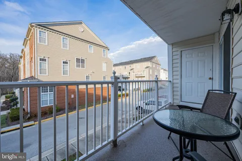 $350,000 | 12200 Open View Lane, Unit 601, Upper Marlboro, MD 20774