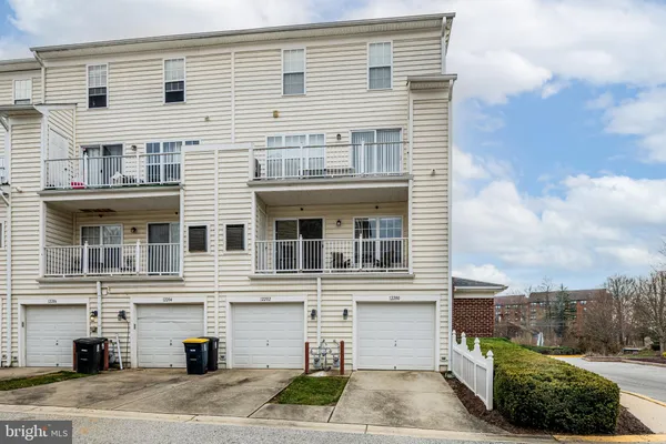 $350,000 | 12200 Open View Lane, Unit 601, Upper Marlboro, MD 20774