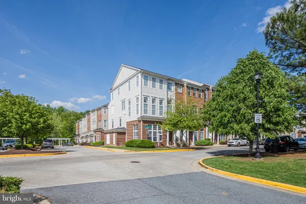 $350,000 | 12200 Open View Lane, Unit 601, Upper Marlboro, MD 20774