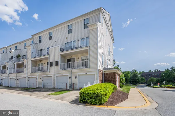 $350,000 | 12200 Open View Lane, Unit 601, Upper Marlboro, MD 20774