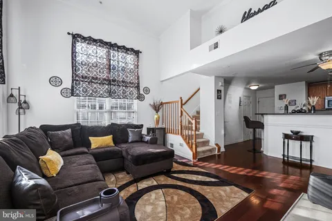 $350,000 | 12200 Open View Lane, Unit 601, Upper Marlboro, MD 20774