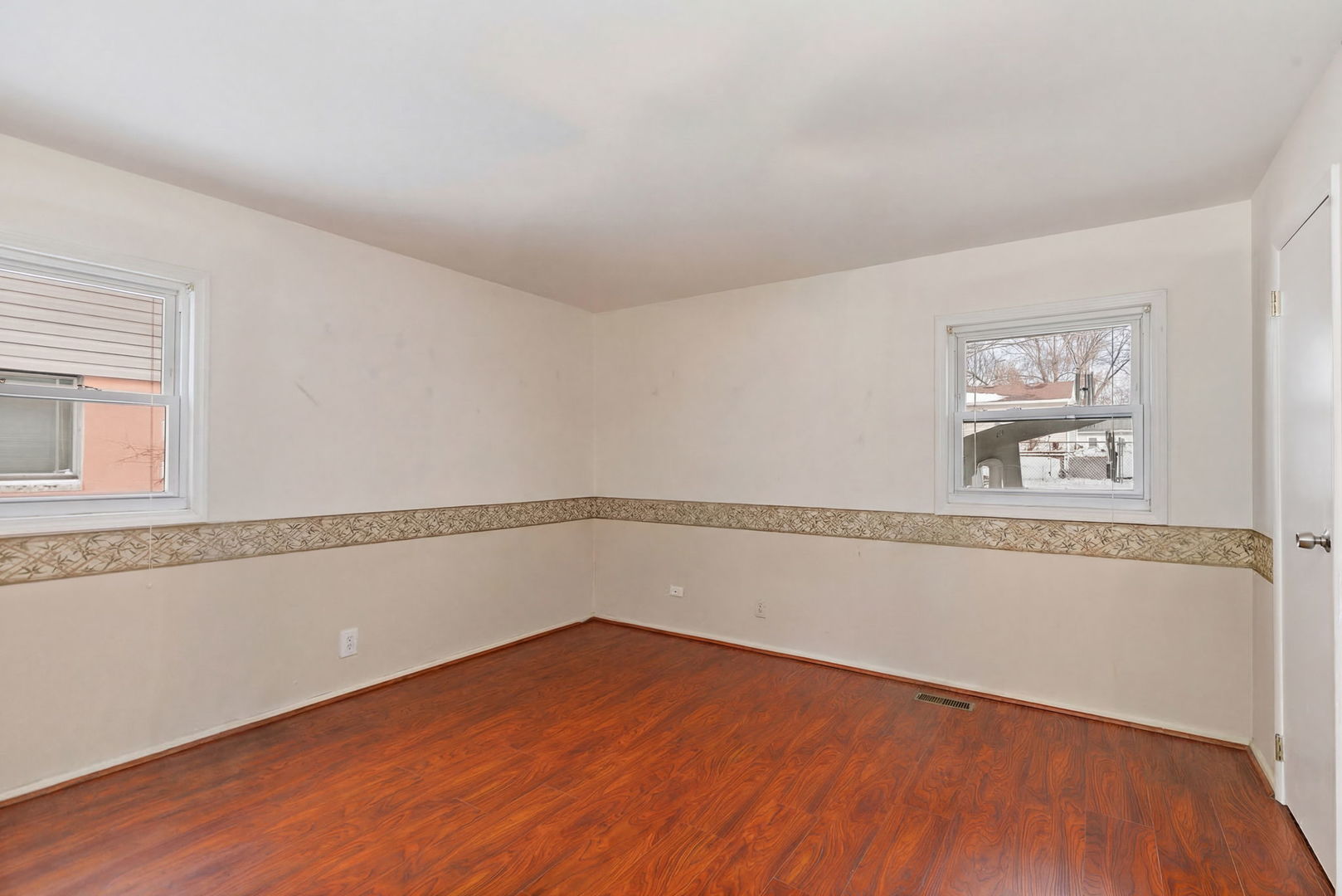 213 Villa Road Streamwood, IL 60107 - Photo 20 of 31