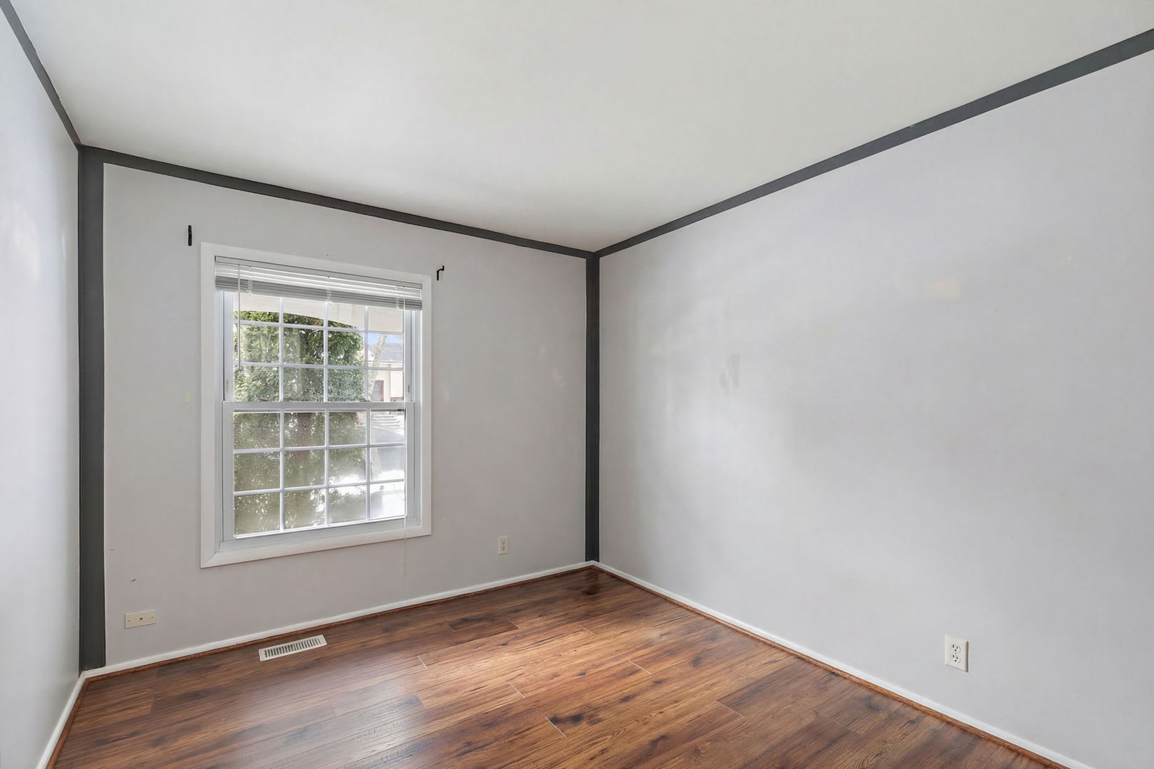 213 Villa Road Streamwood, IL 60107 - Photo 7 of 31