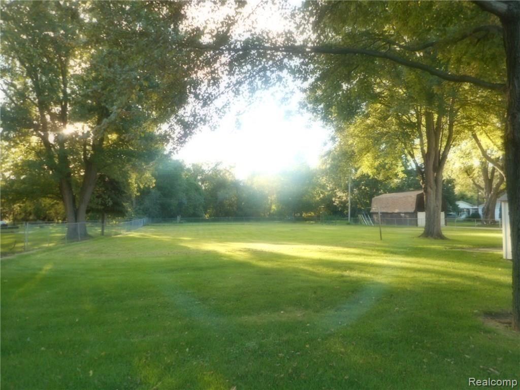 BACK YARD!! FENCED