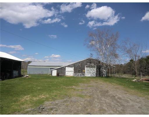 21 Fish Road Fairfield, ME 04937 - Photo 4 of 24 Other. Barn