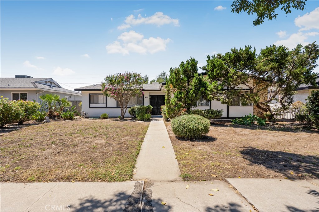 17050 Rinaldi Street Granada Hills, CA 91344 - Photo 2 of 29