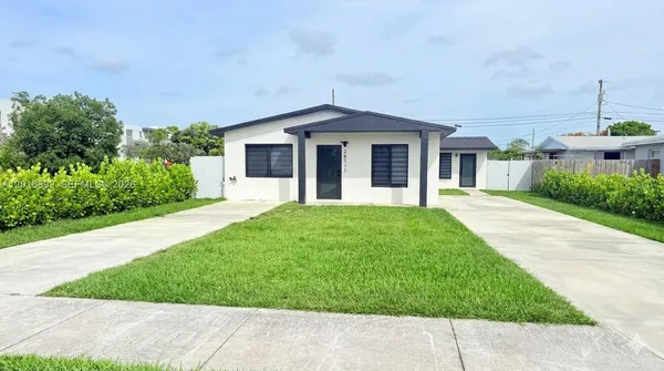 $2,400 | 26711 Southwest 145th Avenue Road, Homestead, FL 33032