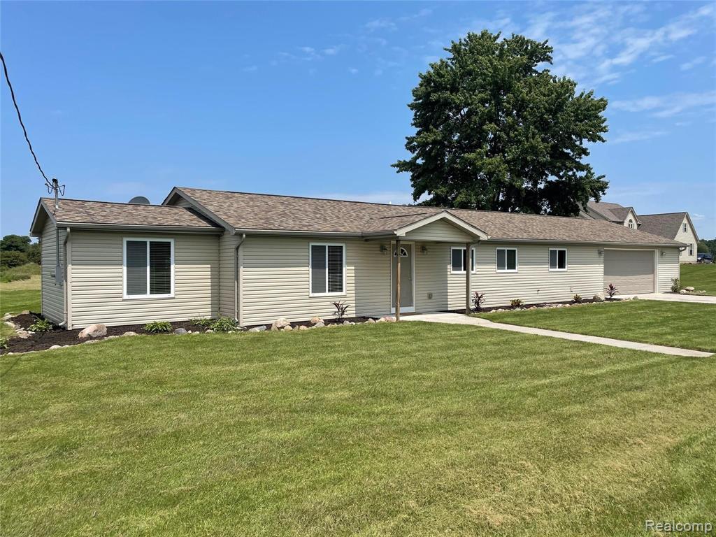 22689 Bordman Road Allenton, MI 48002 - Photo 2 of 23