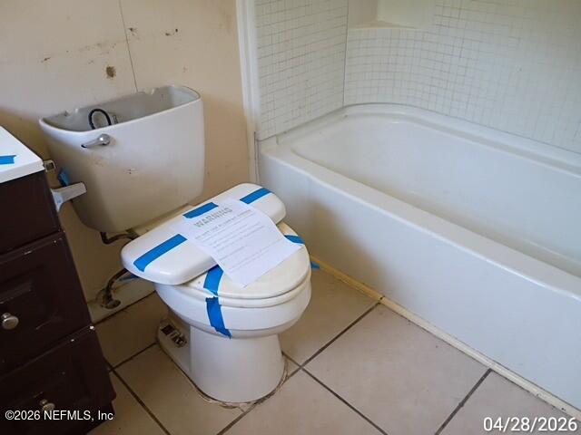 1623 W Road Jacksonville, FL 32216 - Photo 9 of 10 Bathroom 1