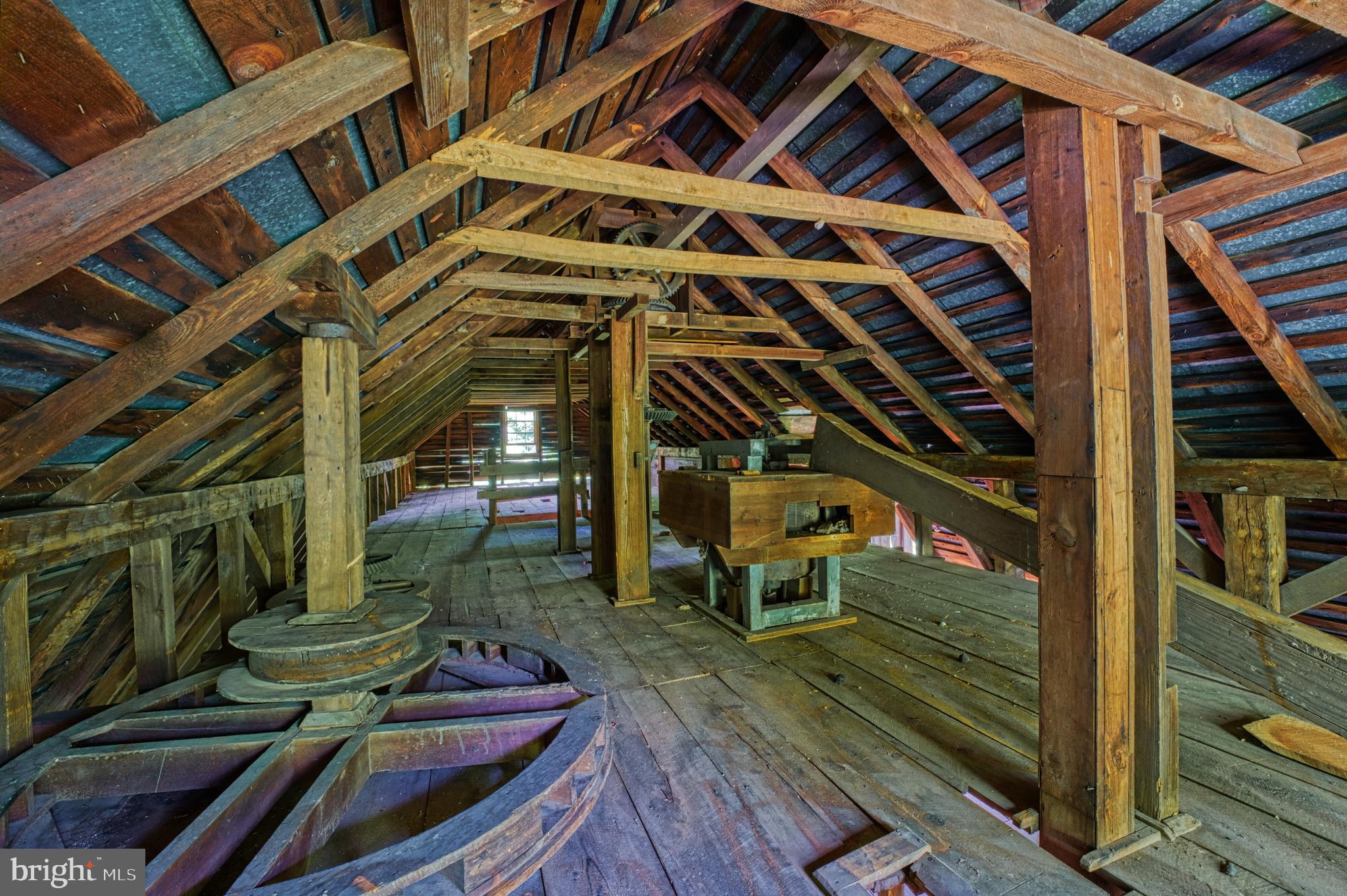 18 Old Mill Road Washington, VA 22747 - Photo 17 of 27 Upper Level