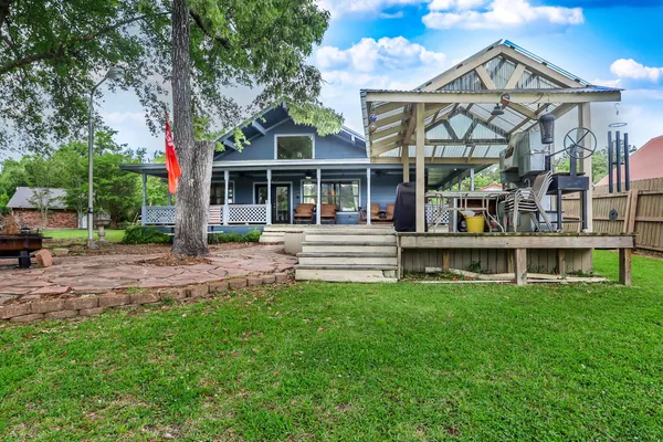 $629,000 | 628 County Road 452, Bronson, TX 75930