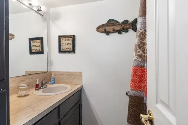 $629,000 | 628 County Road 452, Bronson, TX 75930