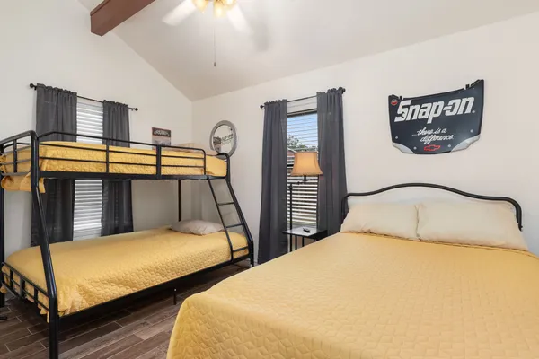 $629,000 | 628 County Road 452, Bronson, TX 75930