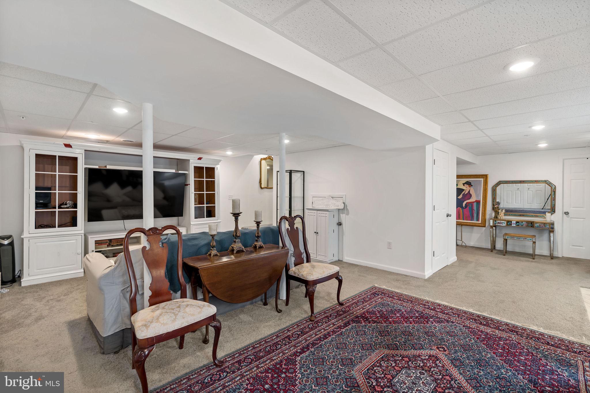 5632 Hines Road Frederick, MD 21704 - Photo 31 of 44 a living room with furniture