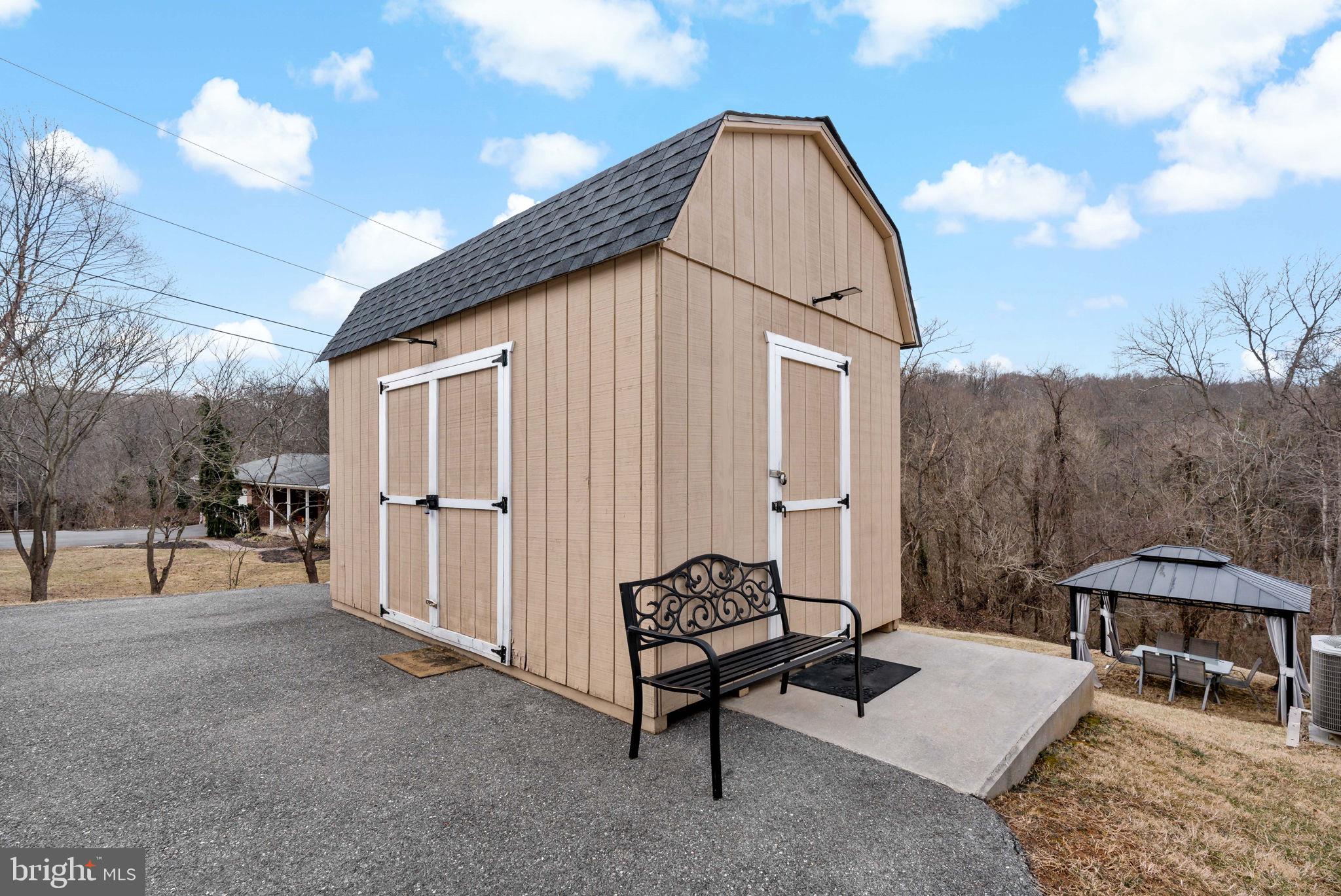 5632 Hines Road Frederick, MD 21704 - Photo 40 of 44 a view of a terrace with furniture