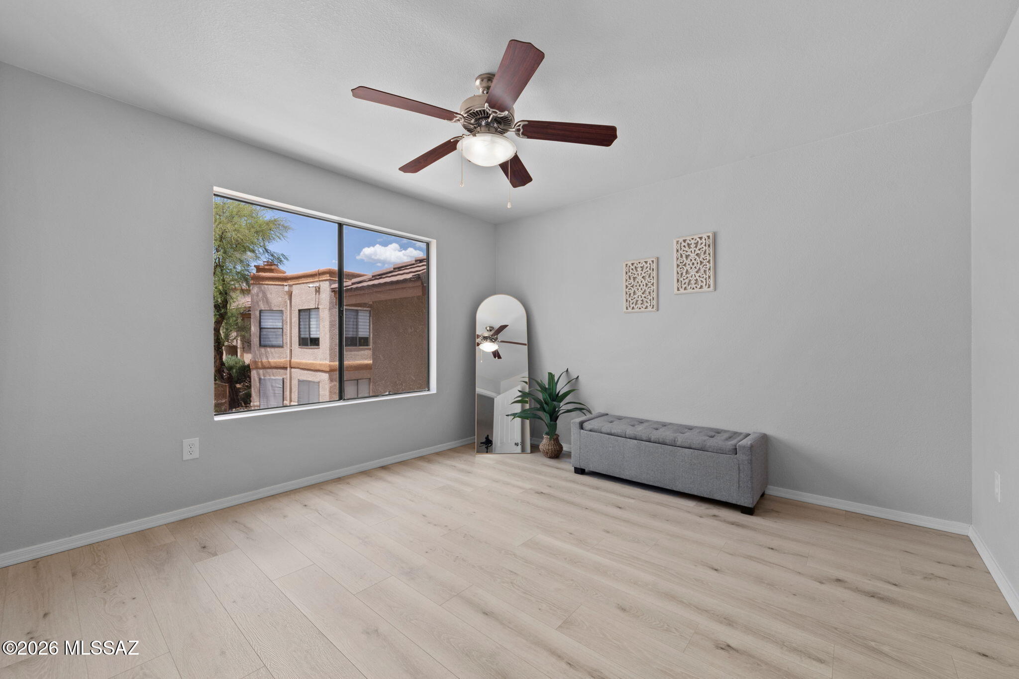 7255 East Snyder Road, Unit 1204 Tucson, AZ 85750 - Photo 19 of 50 Primary bedroom with Pool view