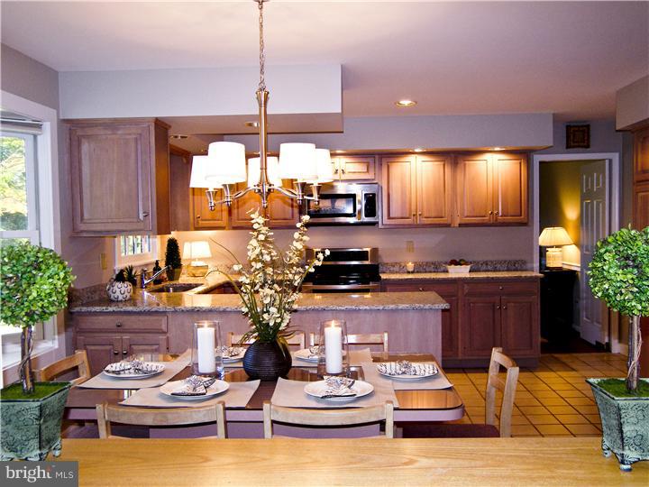 723 Thomas Jefferson Road Wayne, PA 19087 - Photo 5 of 23