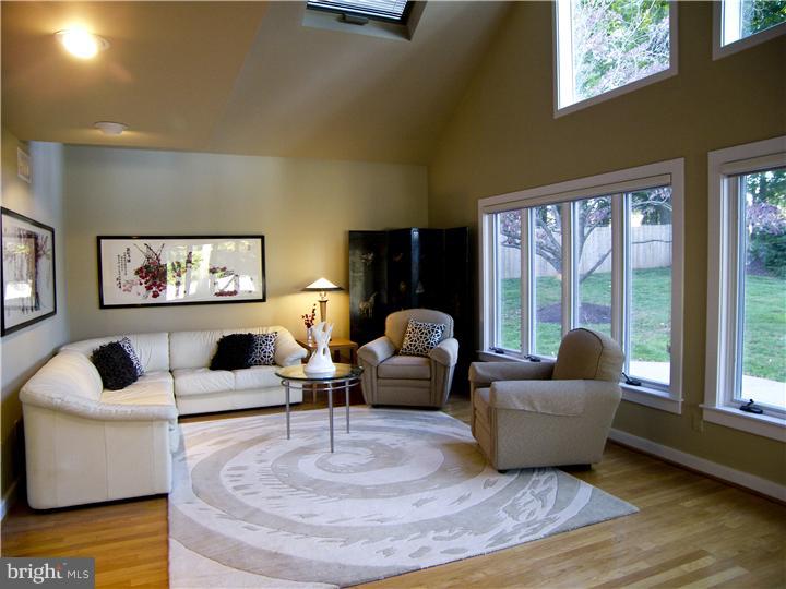 723 Thomas Jefferson Road Wayne, PA 19087 - Photo 7 of 23