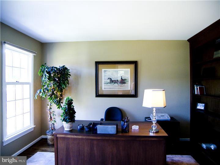 723 Thomas Jefferson Road Wayne, PA 19087 - Photo 9 of 23