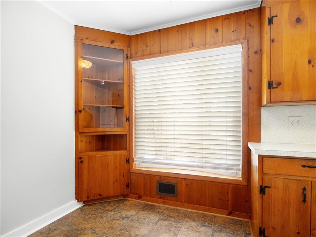 4350 Williamson Road Marion, NY 14505 - Photo 31 of 46 Dining area