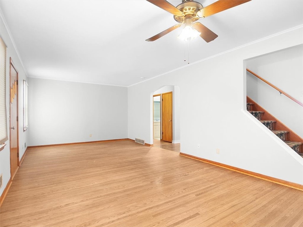 4350 Williamson Road Marion, NY 14505 - Photo 9 of 46 Living Room