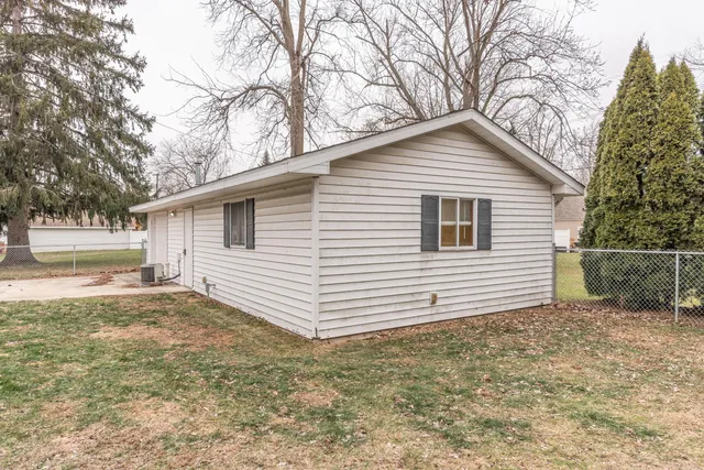 $339,500 | 626 Plank Street, Dundee, MI 48131