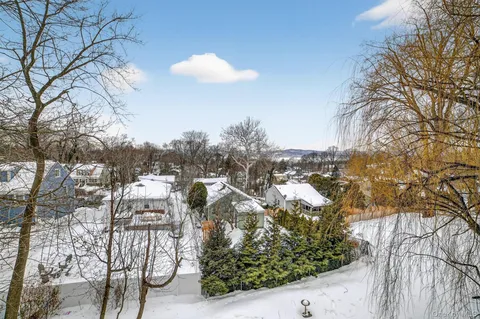 $899,900 | 13 A Emerson Avenue, Croton-on-Hudson, NY 10520