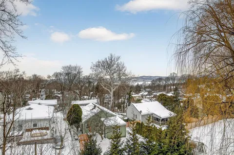 $899,900 | 13 A Emerson Avenue, Croton-on-Hudson, NY 10520