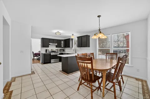 $899,900 | 13 A Emerson Avenue, Croton-on-Hudson, NY 10520