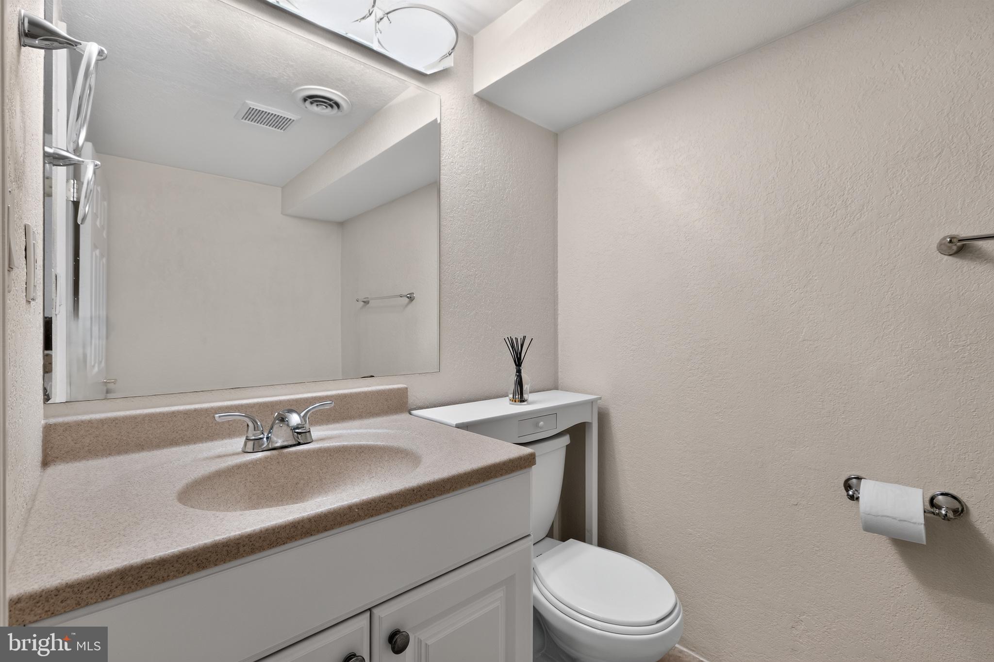 26 Rampart West Media, PA 19063 - Photo 31 of 36