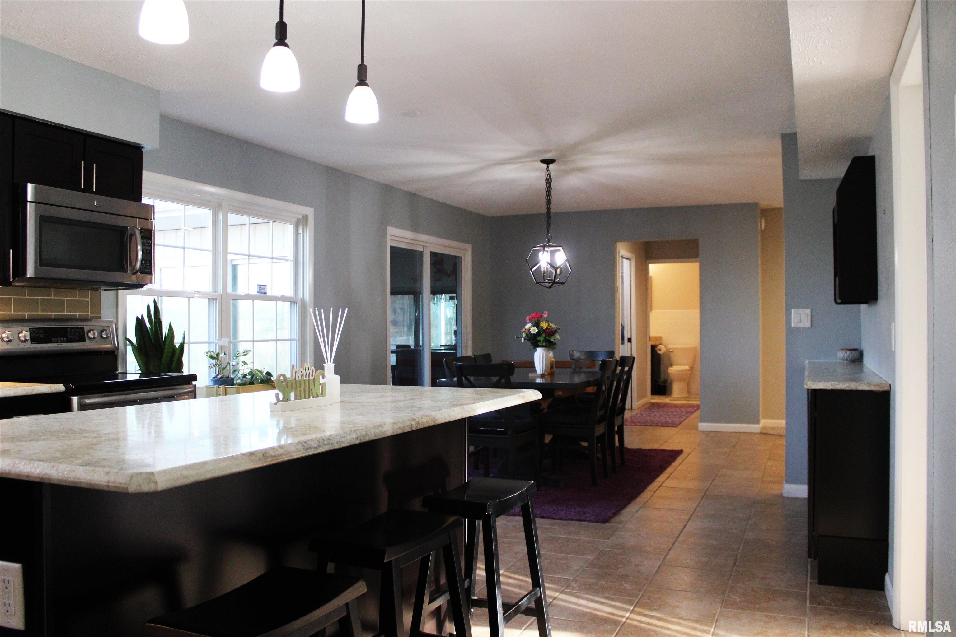 37 Greencastle Circle Springfield, IL 62712 - Photo 11 of 59 Gallery Image 11