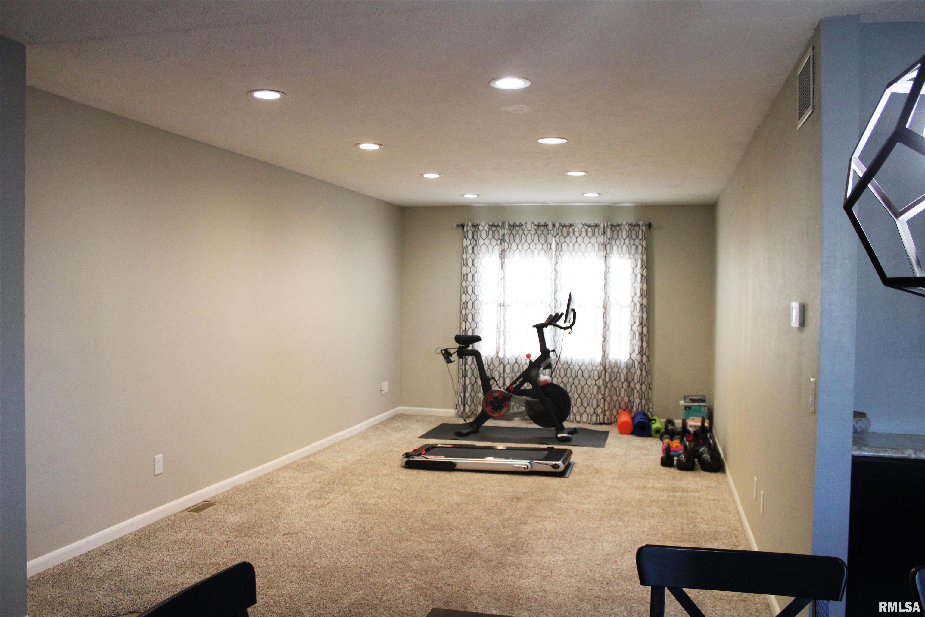 37 Greencastle Circle Springfield, IL 62712 - Photo 20 of 59 Gallery Image 20