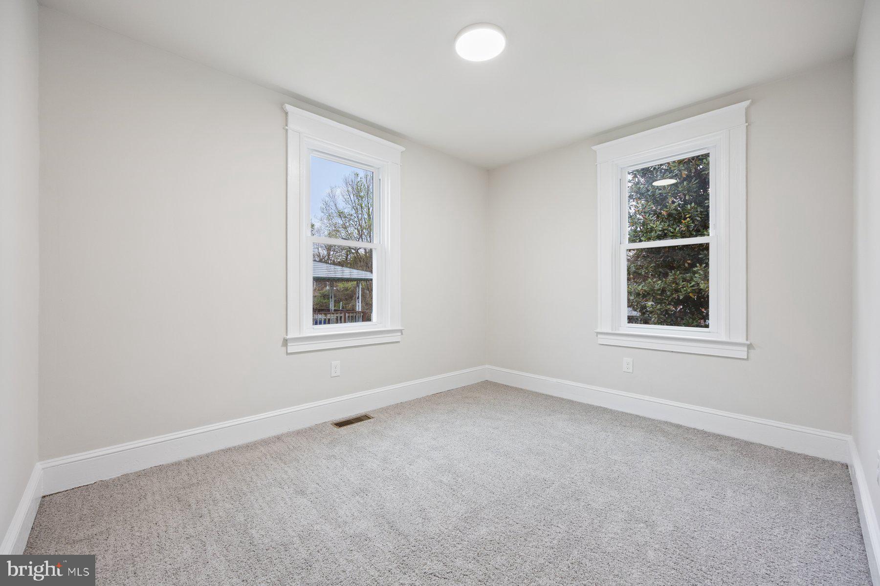 5512 Tramore Road Baltimore, MD 21214 - Photo 19 of 37 a view of a window in a room