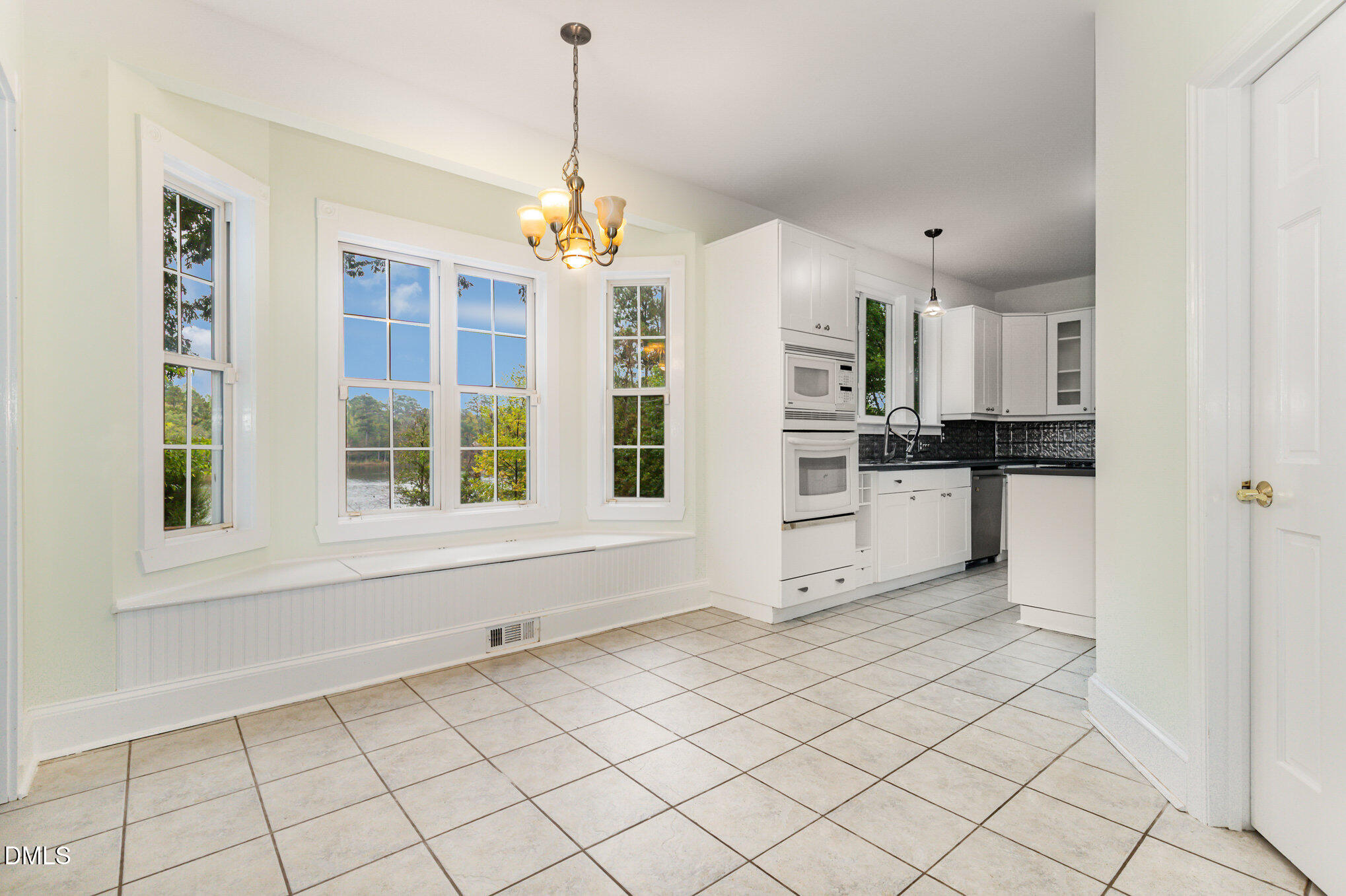 9261 Blackley Lake Road Wake Forest, NC 27587 - Photo 11 of 41 Dining Area