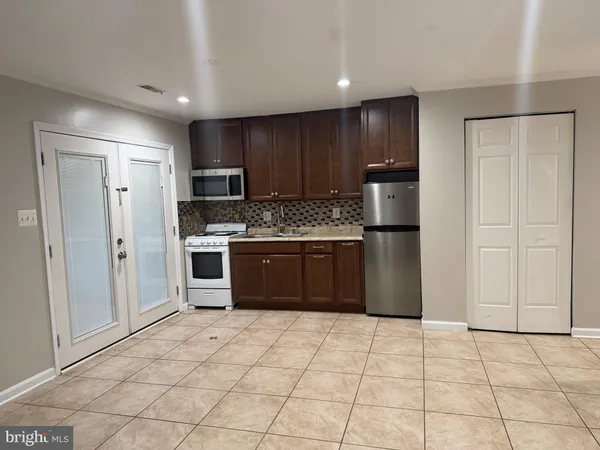 $3,000 | 15619 Birch Run Terrace, Laurel, MD 20707