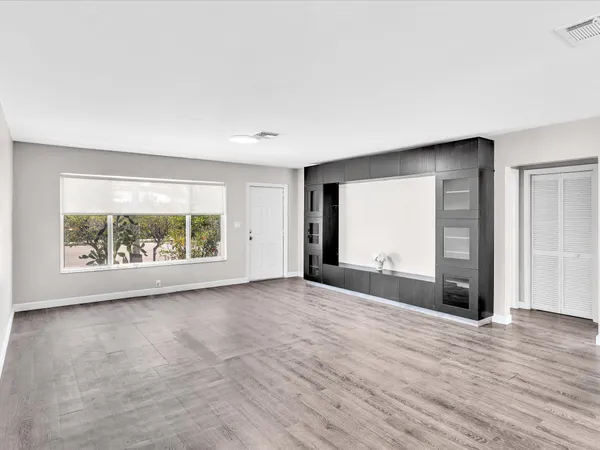 $3,500 | 54 Southwest 16th Street, Dania Beach, FL 33004