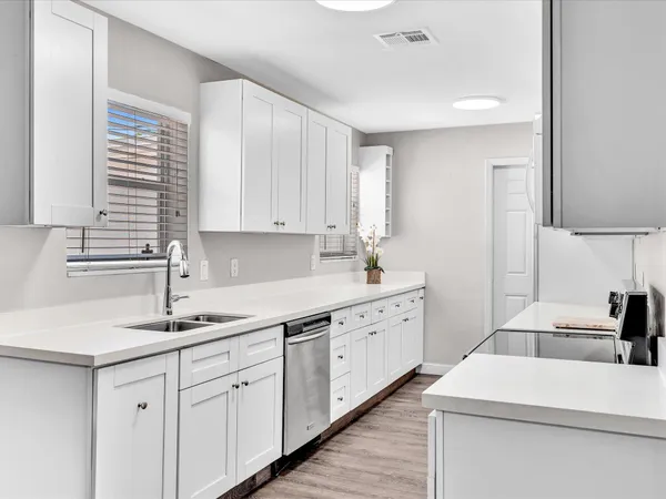$3,500 | 54 Southwest 16th Street, Dania Beach, FL 33004