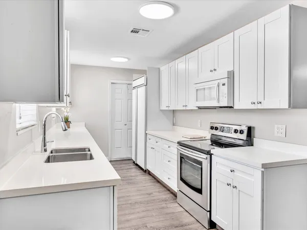 $3,500 | 54 Southwest 16th Street, Dania Beach, FL 33004