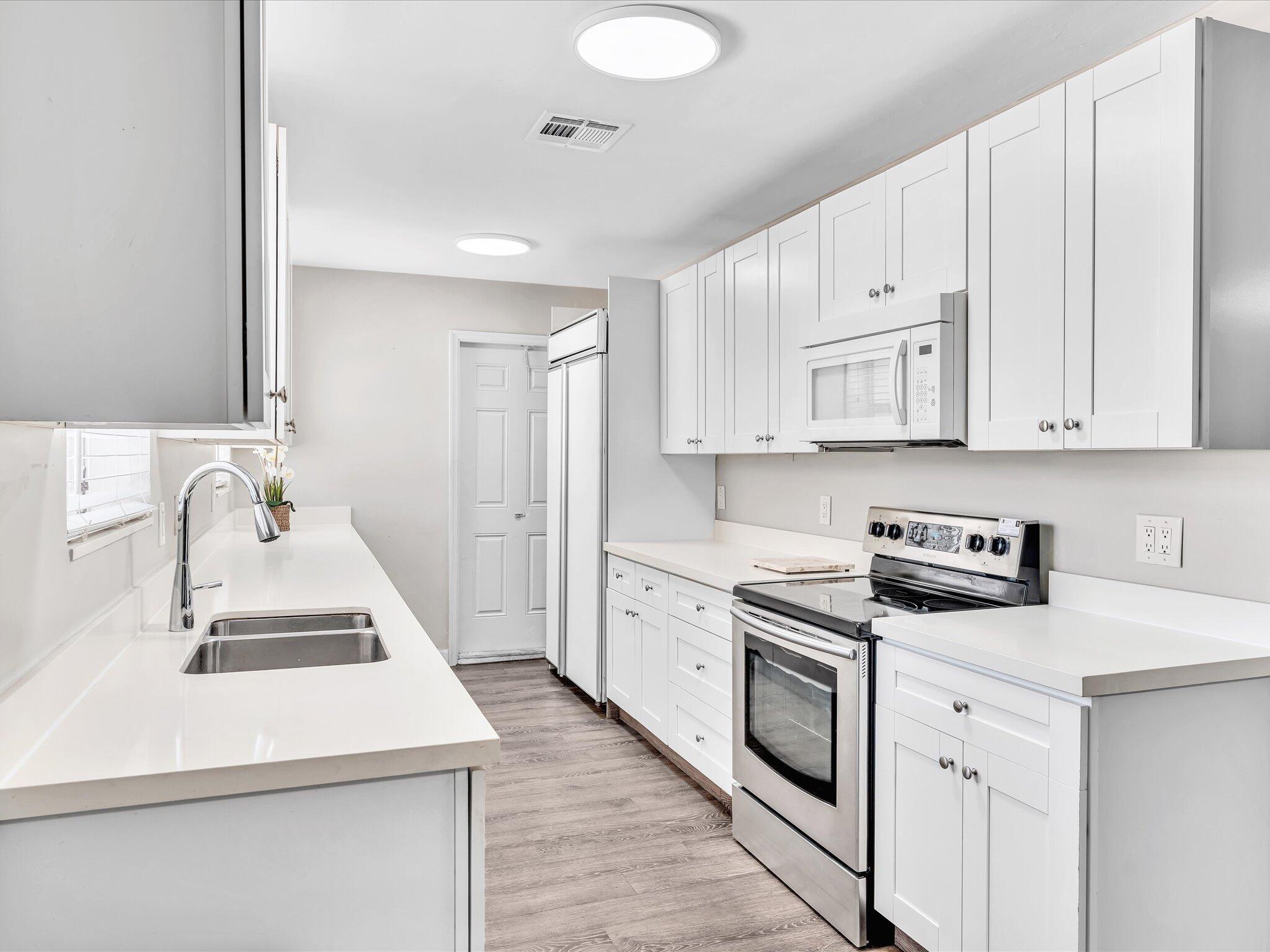 54 Southwest 16th Street Dania Beach, FL 33004 - Photo 22 of 57 22-FPP00541Ki