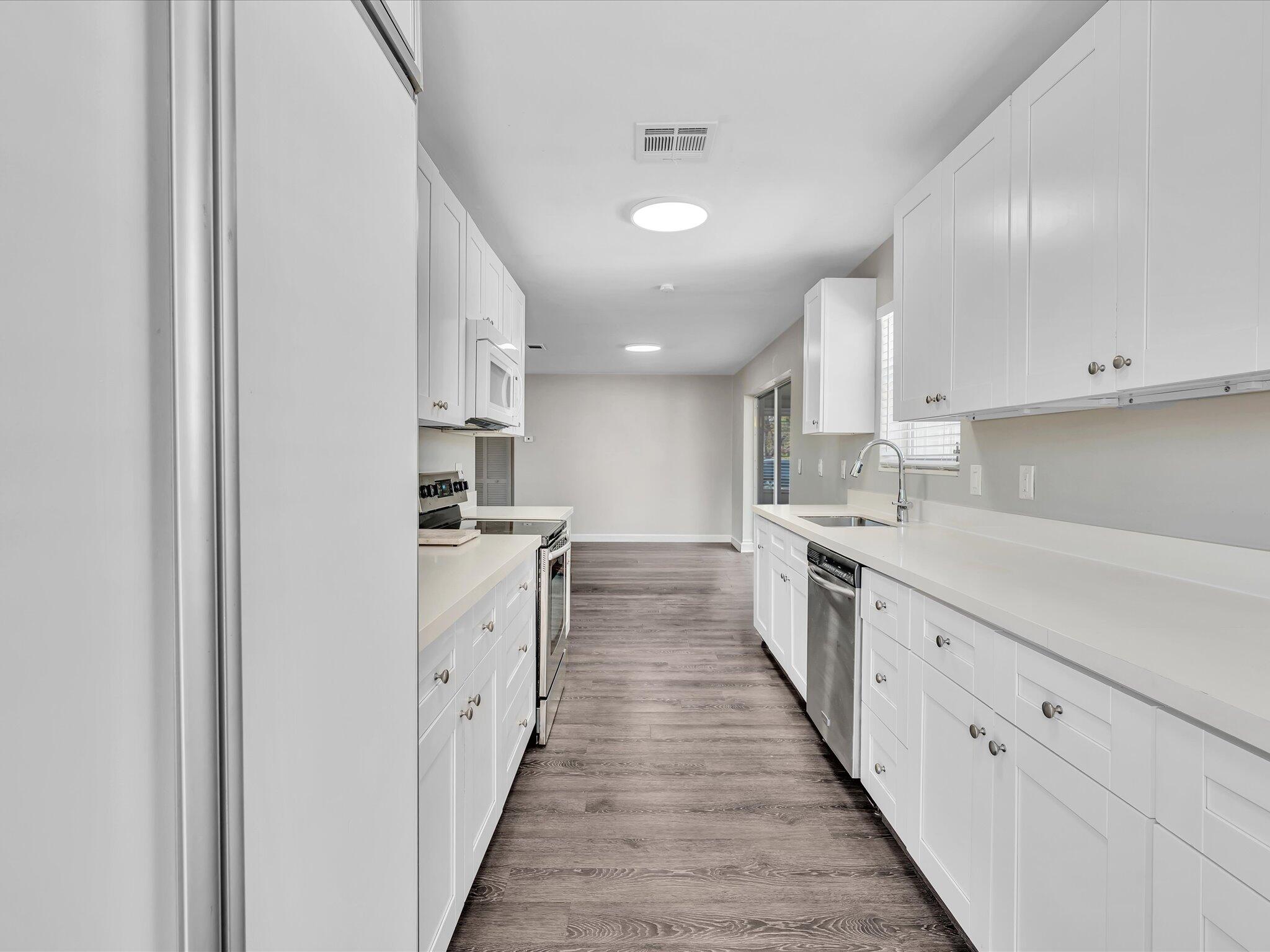 54 Southwest 16th Street Dania Beach, FL 33004 - Photo 23 of 57 23-FPP00546
