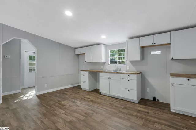 $194,900 | 20 Carver Street, Donalds, SC 29638