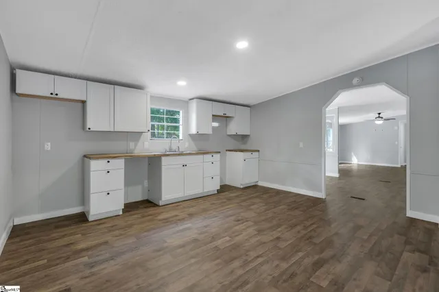 $194,900 | 20 Carver Street, Donalds, SC 29638