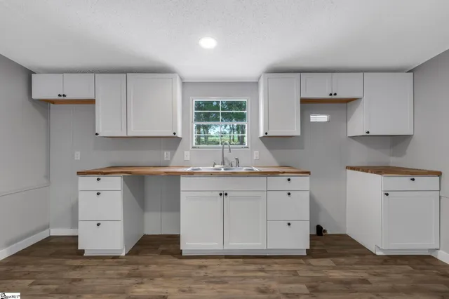 $194,900 | 20 Carver Street, Donalds, SC 29638